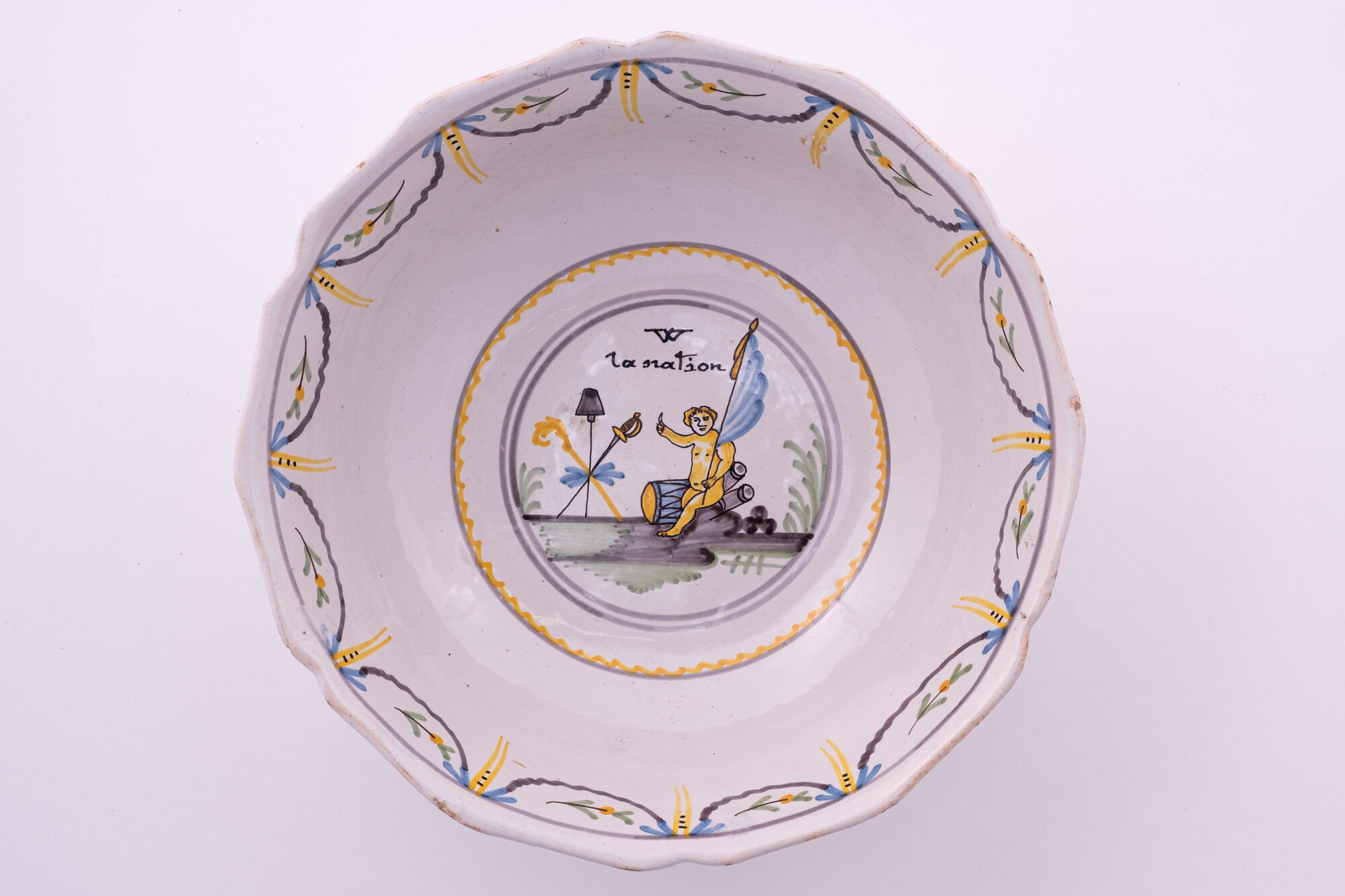 Kom, faience, Nevers (FR), ca. 1800