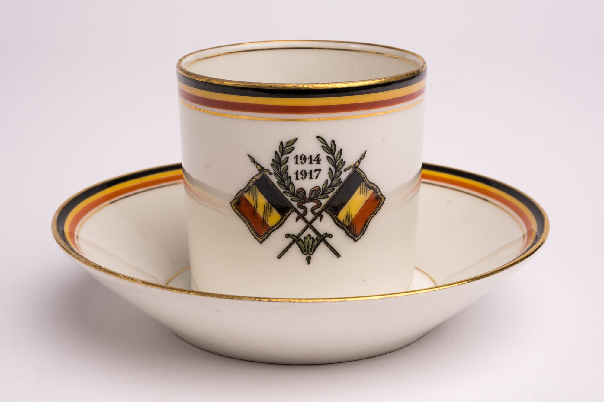 Kopje en schoteltje, hard porselein, Vermeren-Coché, Brussel, 1917