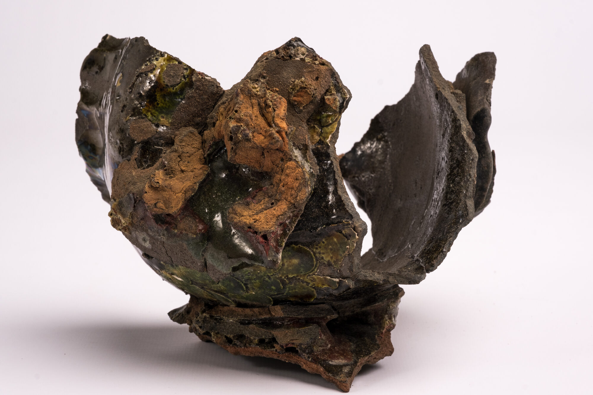 Misbaksel, schotelfragment, Vlaanderen, 13de-14de eeuw