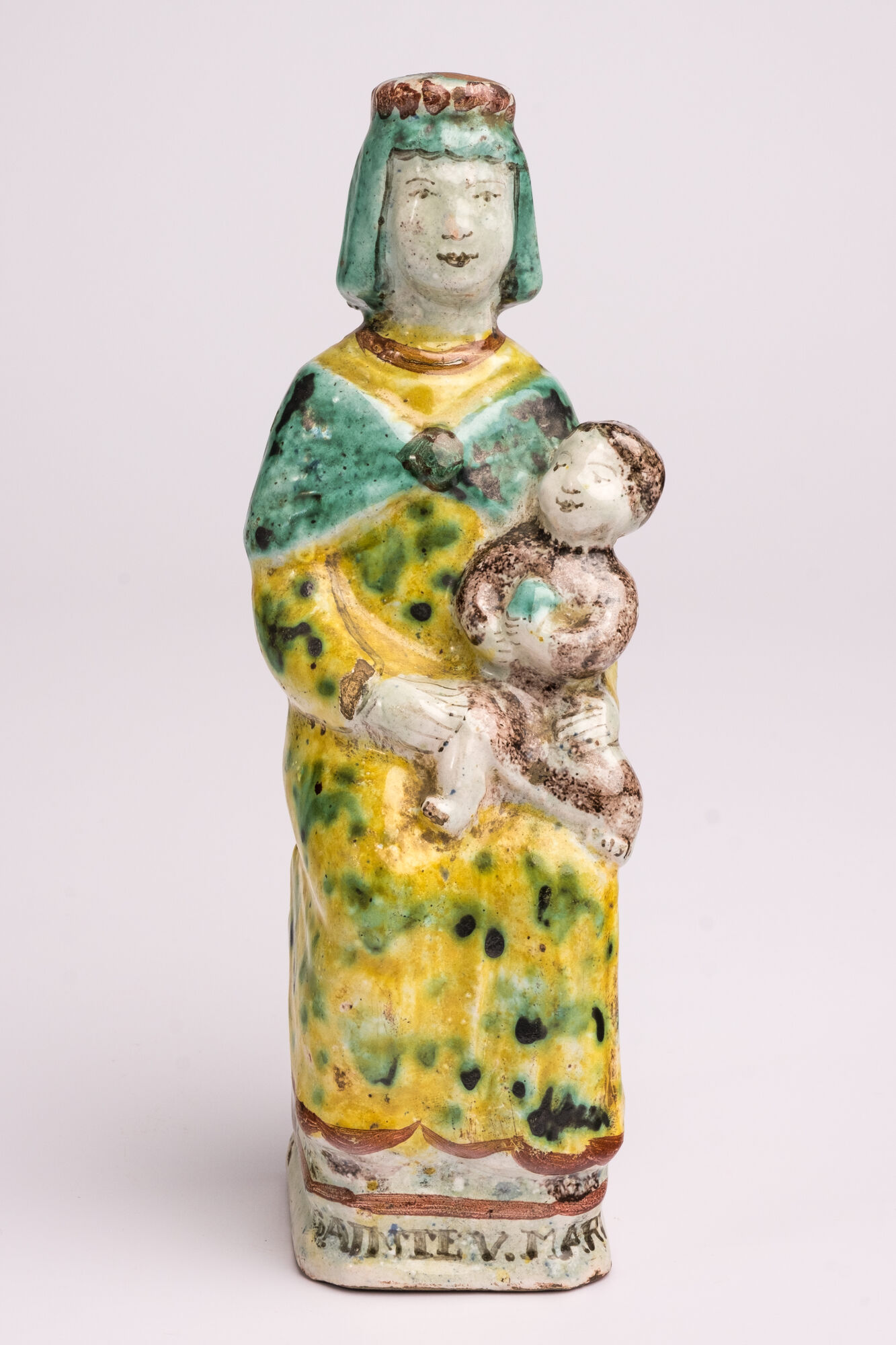 Beeldje, faience, Forges-les Eaux (FR)?, ca. 1900