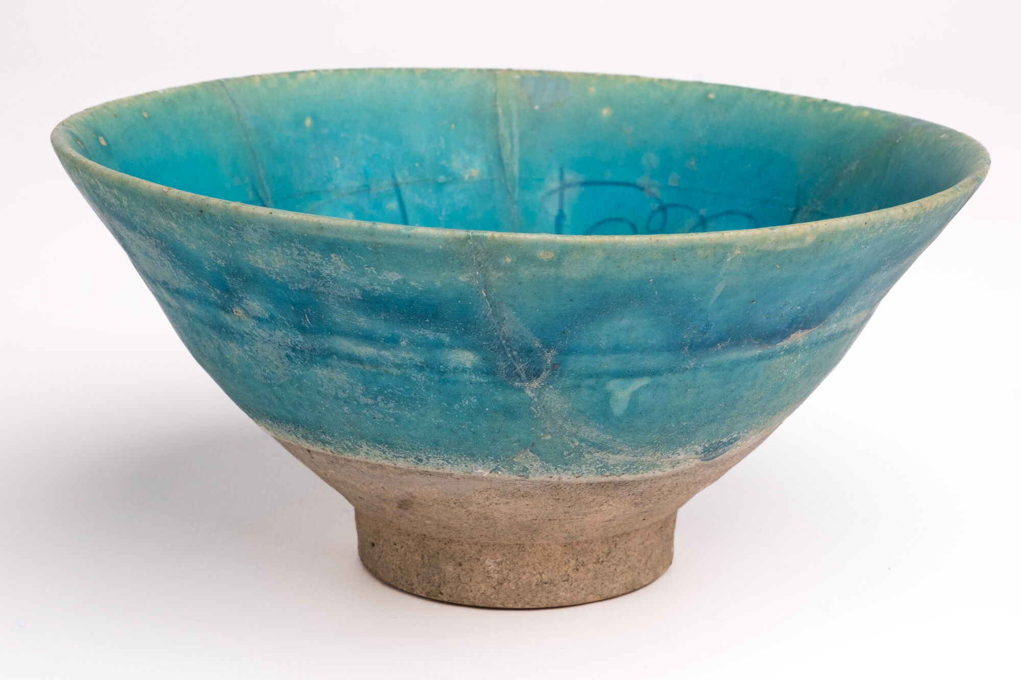 Kom, faience, Rhages (Iran), 13de eeuw