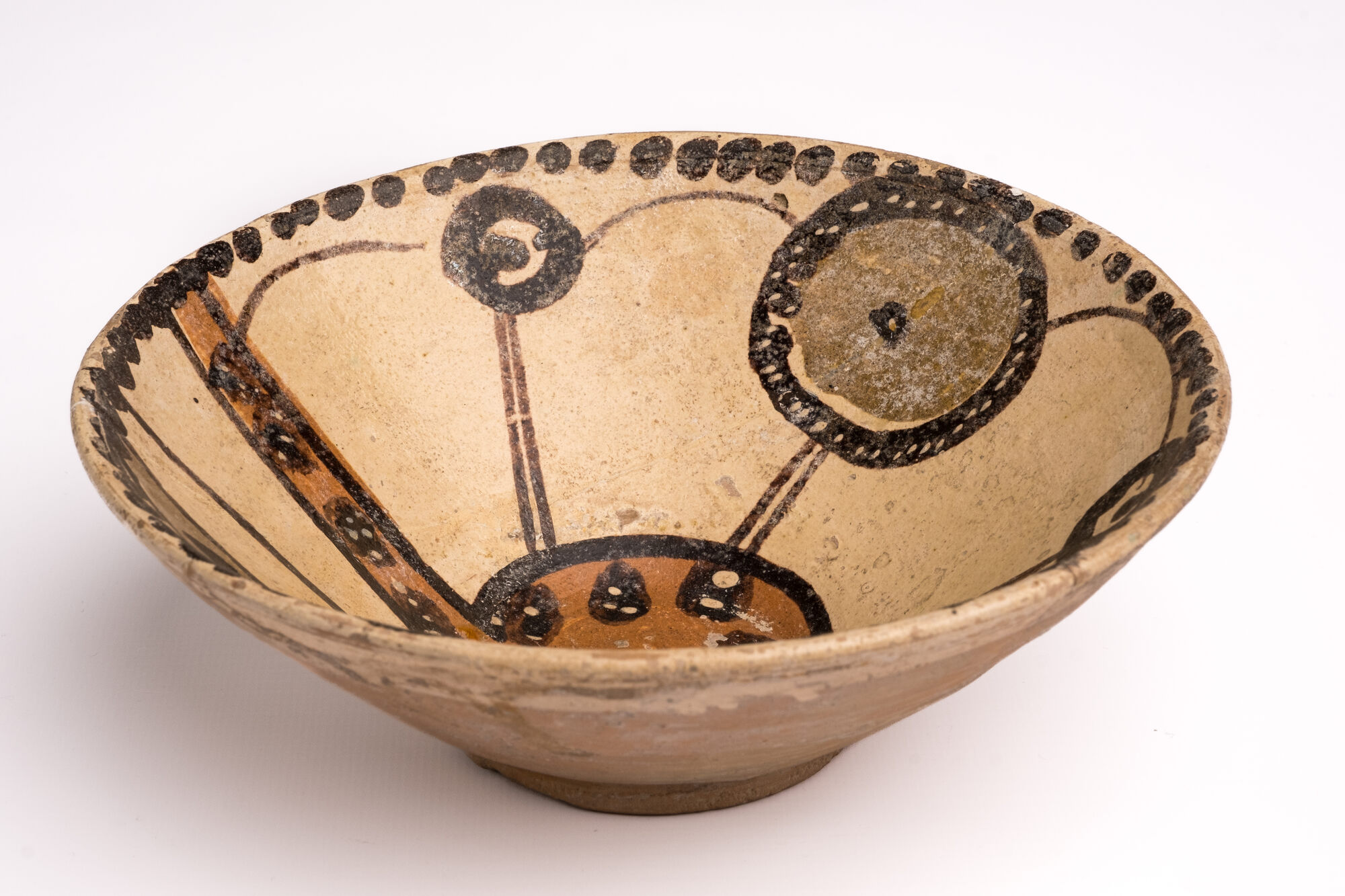 Kom op voet, mezza-majolica, Iran, 10de - 11de eeuw
