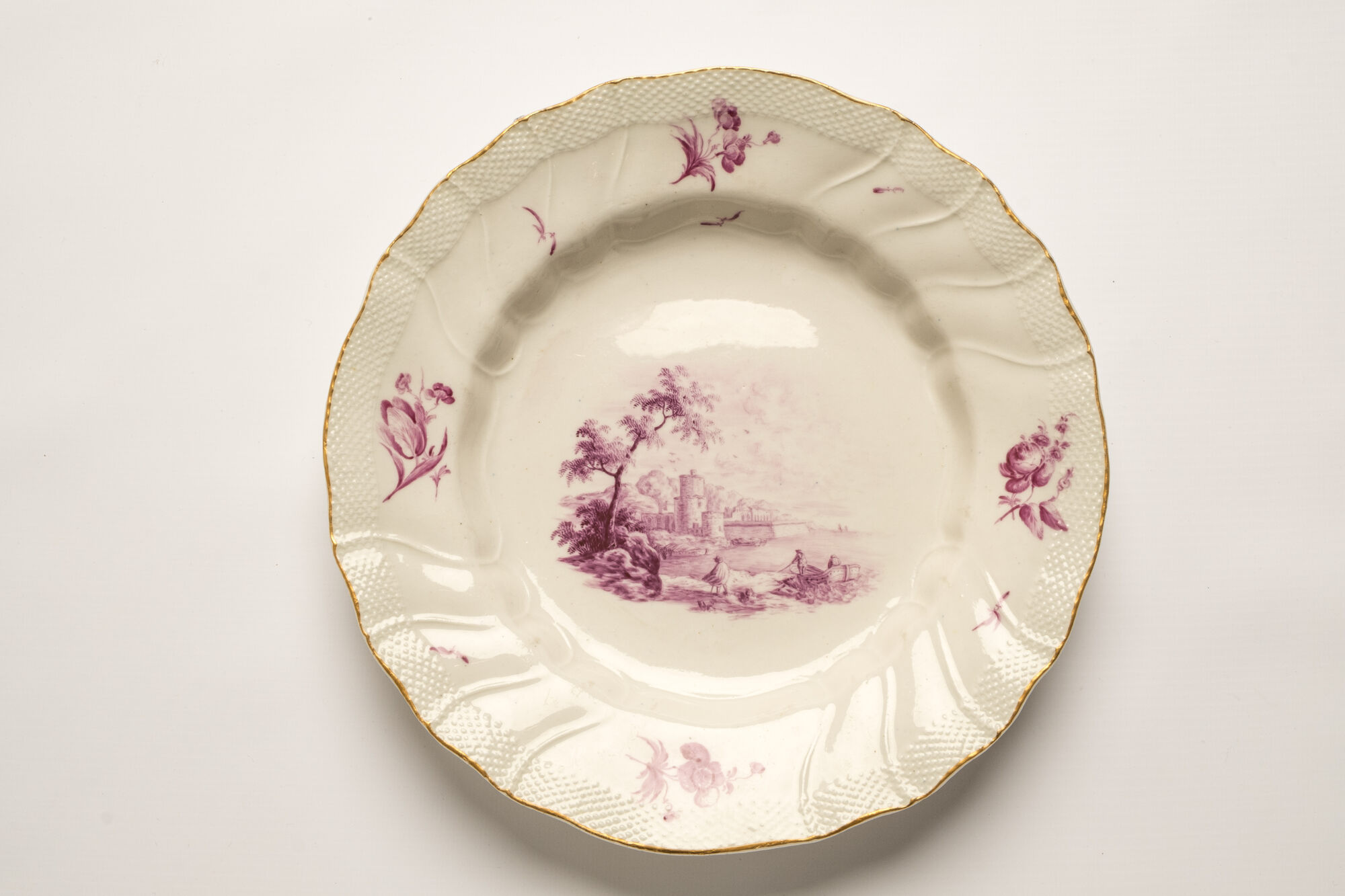 Bord, zacht porselein, Doornik, 1763-1774