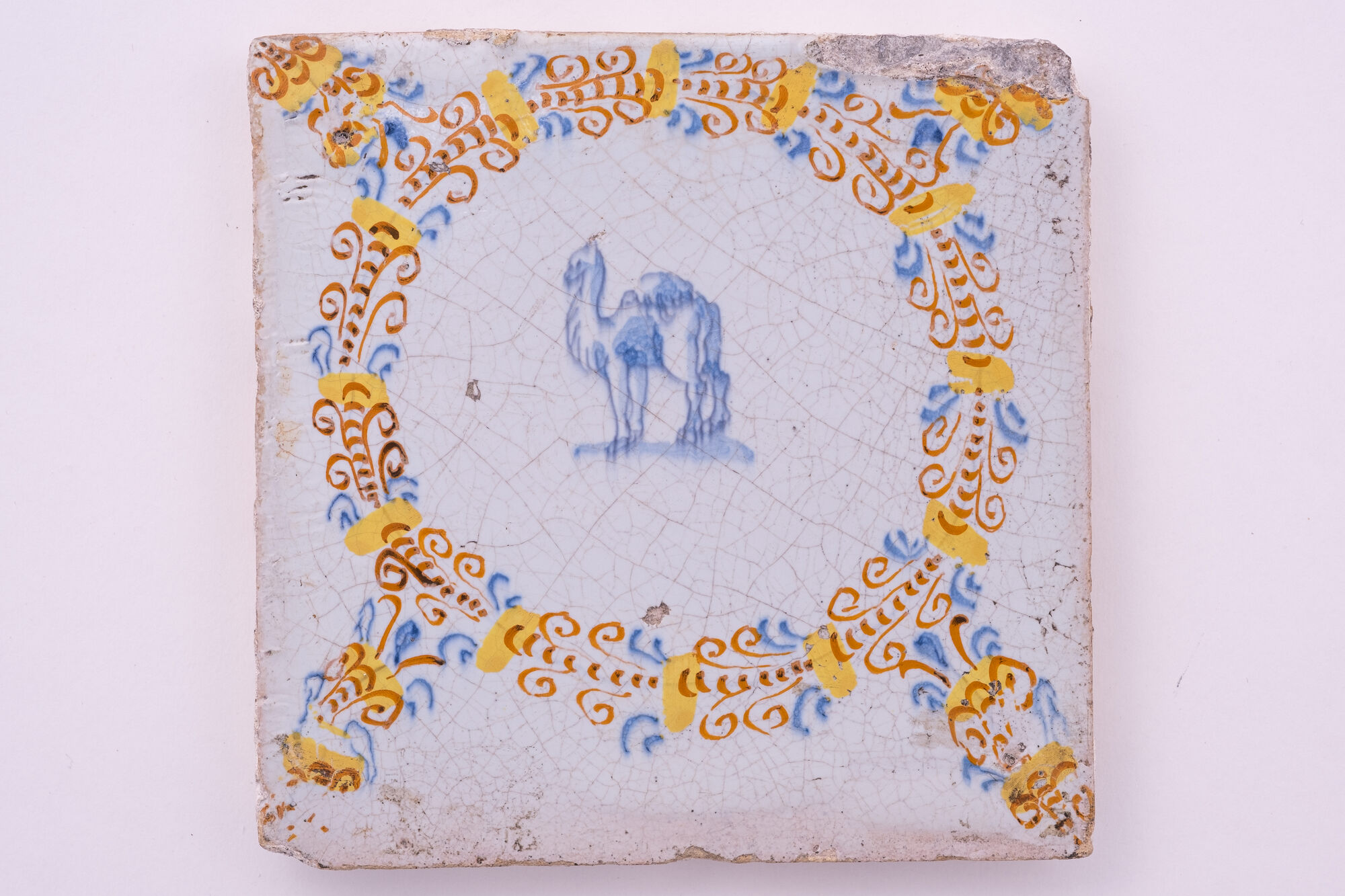 Diertegel, faience, Haarlem (NL), 1ste helft 17de eeuw