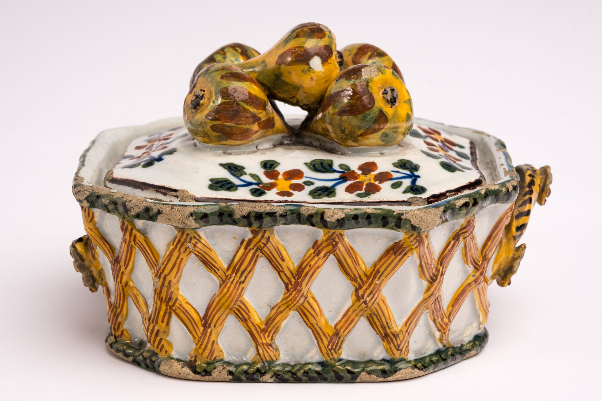 Driedelig botervlootje, faience, Delft (NL), 1ste helft 18de eeuw